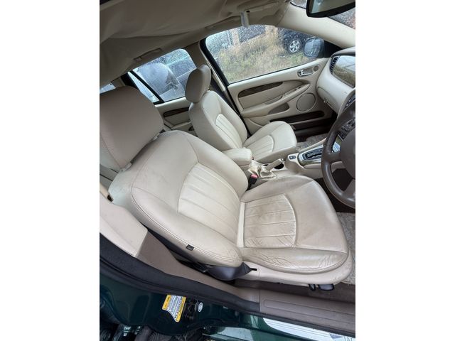 JAGUAR X TYPE ESTATE 2004 Image 31