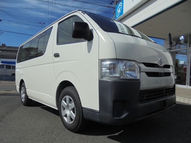TOYOTA REGIUSACE VAN 1.2T 2 2019 Image 31