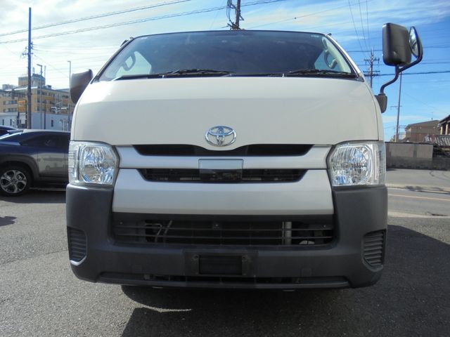 TOYOTA REGIUSACE VAN 1.2T 2 2019 Image 31