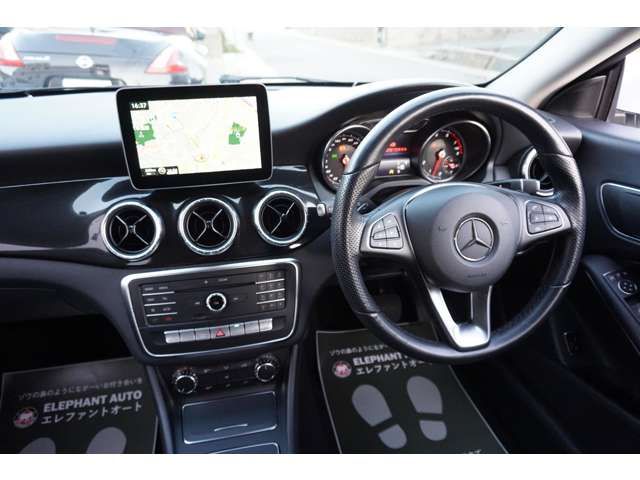 MERCEDES BENZ CLA SH 2018 Image 31