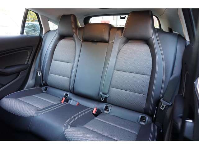 MERCEDES BENZ CLA SH 2018 Image 31