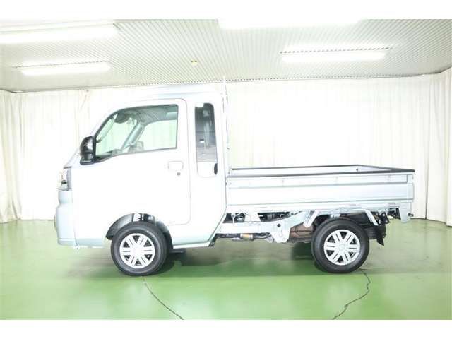 DAIHATSU HIJET TRUCK 4WD 2023 Image 31