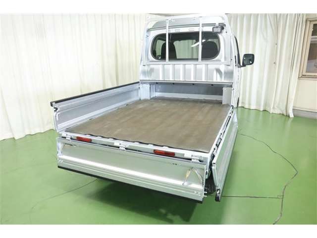 DAIHATSU HIJET TRUCK 4WD 2023 Image 31