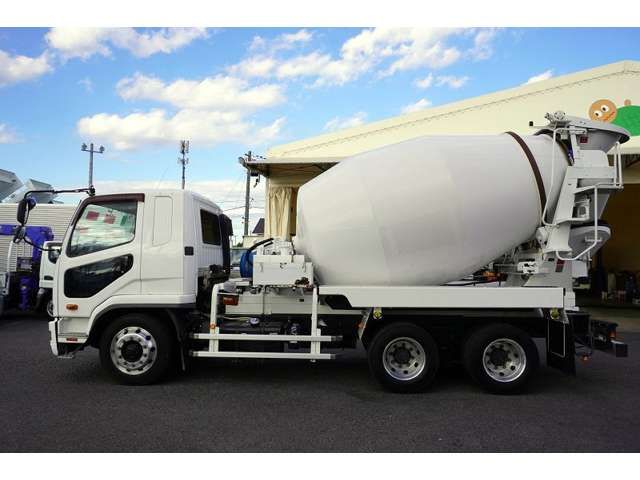 MITSUBISHI FUSOU FIGHTER 2016 Image 31