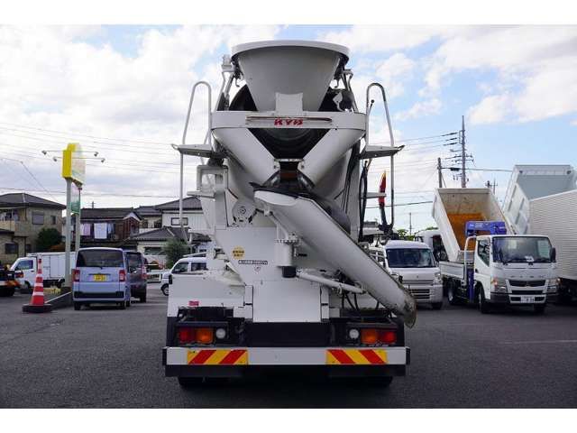 MITSUBISHI FUSOU FIGHTER 2016 Image 31