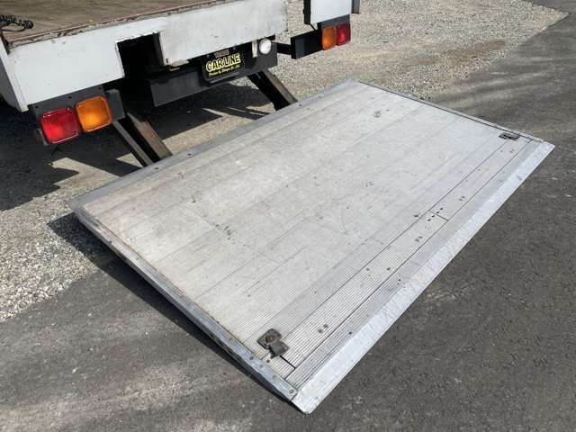 MITSUBISHI FUSOU FIGHTER 2007 Image 31