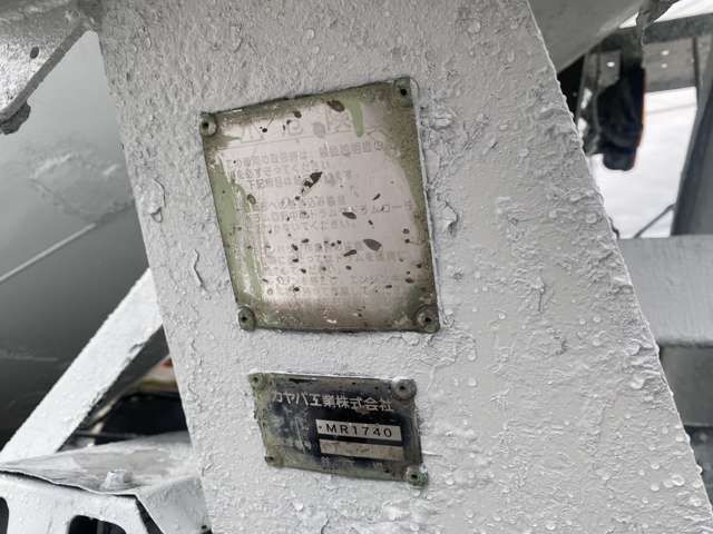 MITSUBISHI FUSOU FIGHTER 2005 Image 31