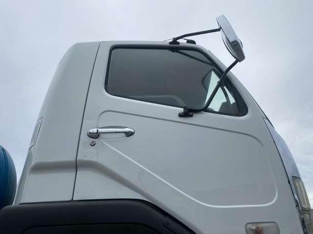 MITSUBISHI FUSOU FIGHTER 2005 Image 31