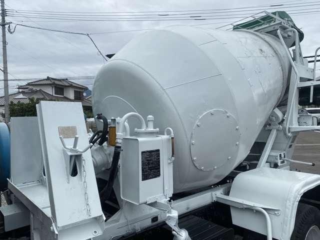 MITSUBISHI FUSOU FIGHTER 2005 Image 31