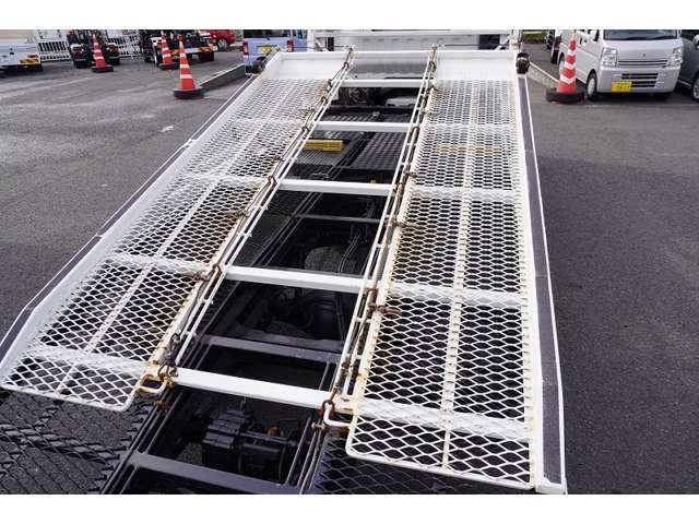 ISUZU ELF 2013 Image 31