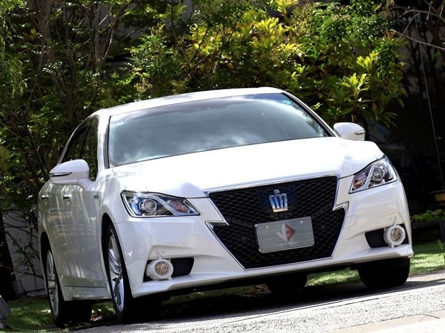 TOYOTA CROWN SEDAN HYBRID 2013 Image 31