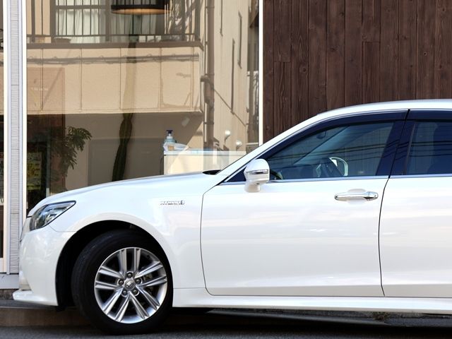 TOYOTA CROWN SEDAN HYBRID 2013 Image 31