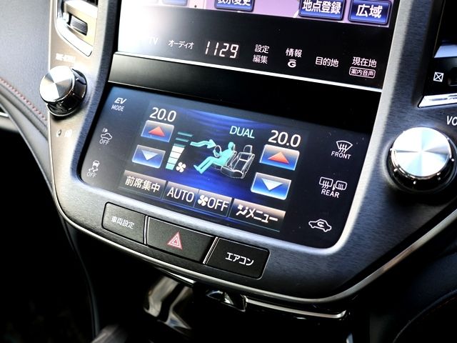 TOYOTA CROWN SEDAN HYBRID 2013 Image 31