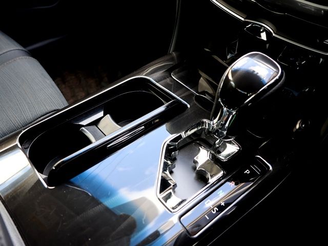 TOYOTA CROWN SEDAN HYBRID 2013 Image 31