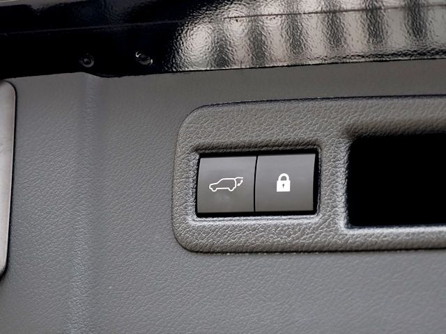 TOYOTA LEXUS NX300 2018 Image 31