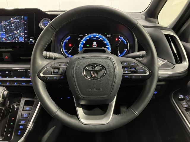 TOYOTA VOXY HYBRID 2022 Image 31