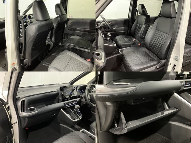 TOYOTA VOXY HYBRID 2022 Image 31