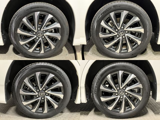 TOYOTA VOXY HYBRID 2022 Image 31