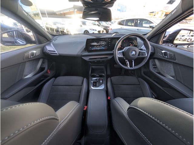 BMW 1SERIES 2025 Image 31