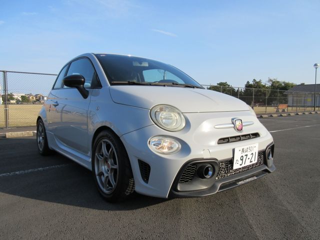 FIAT ABARTH 595 2018 Image 31