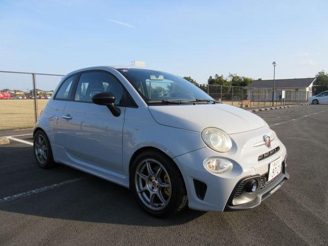 FIAT ABARTH 595 2018 Image 31