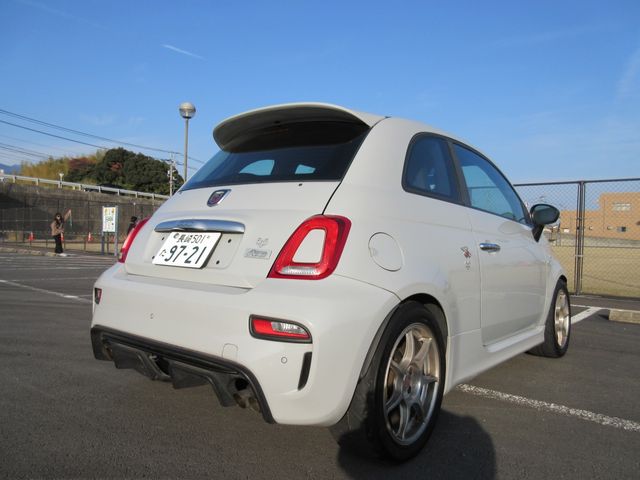 FIAT ABARTH 595 2018 Image 31