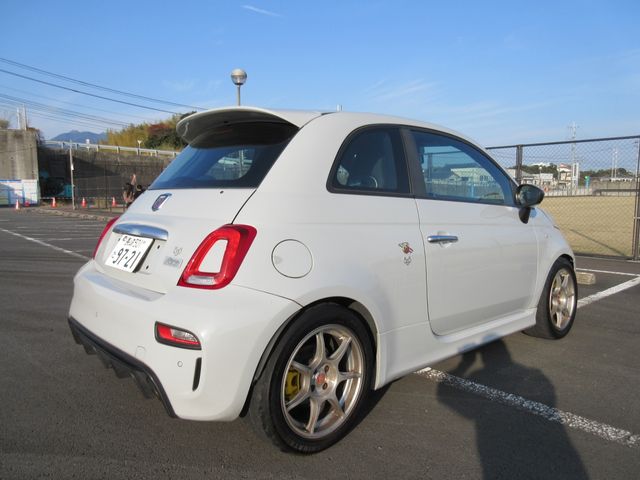 FIAT ABARTH 595 2018 Image 31