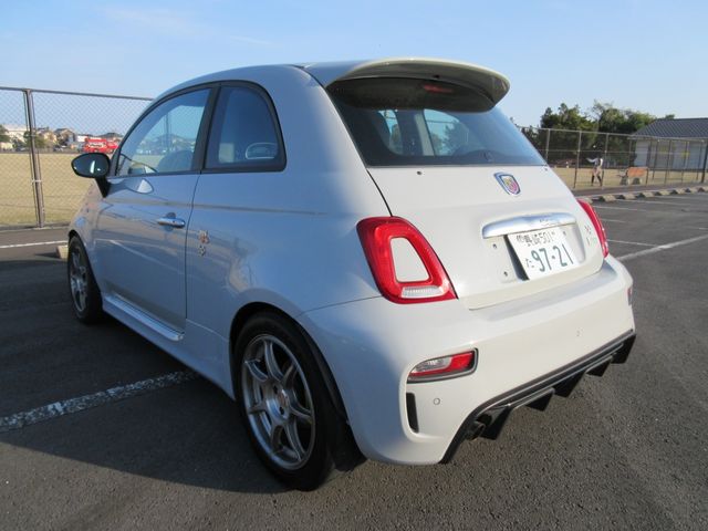 FIAT ABARTH 595 2018 Image 31