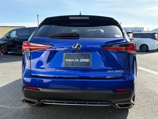TOYOTA LEXUS NX300 2019 Image 31