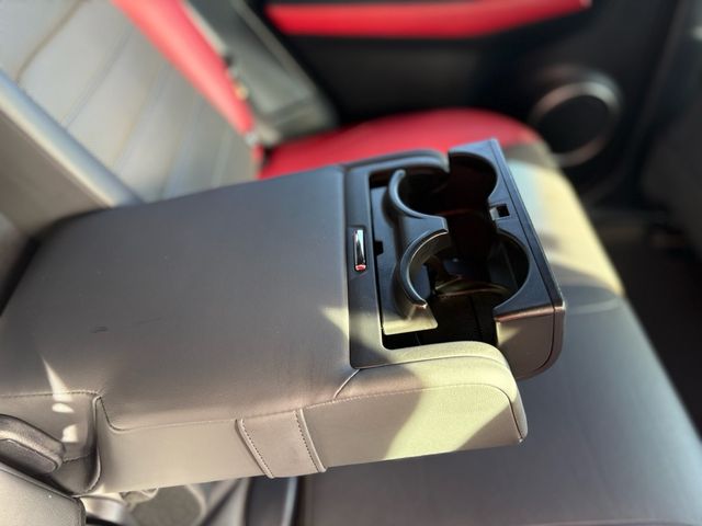 TOYOTA LEXUS NX300 2019 Image 31