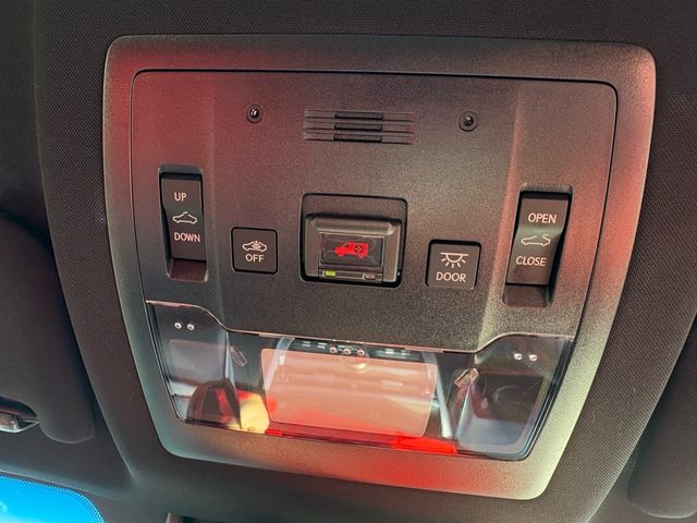 TOYOTA LEXUS NX300 2019 Image 31