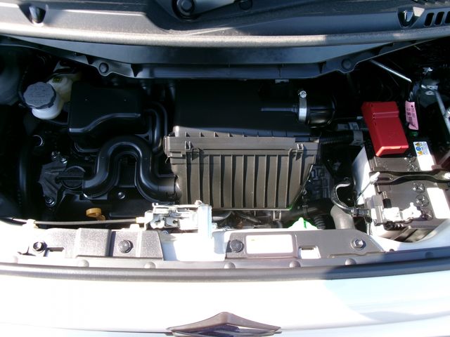 SUZUKI WAGON R SMILE 2025 Image 31