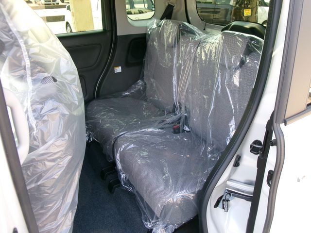 SUZUKI WAGON R SMILE 2025 Image 31