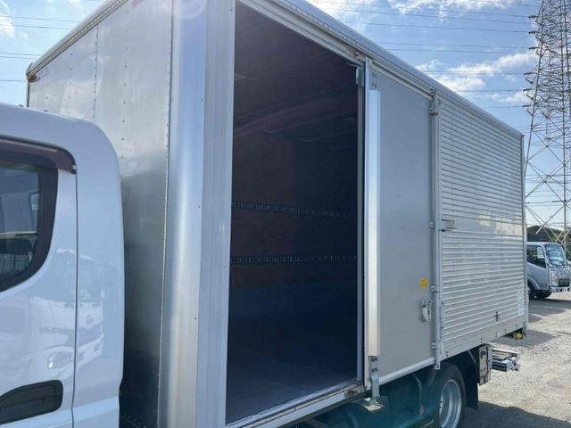 MITSUBISHI CANTER 2013 Image 31