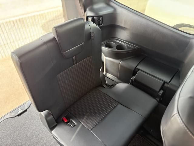 TOYOTA NOAH HYBRID 2024 Image 31