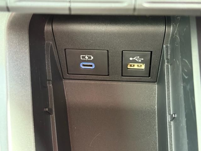 TOYOTA NOAH HYBRID 2024 Image 31