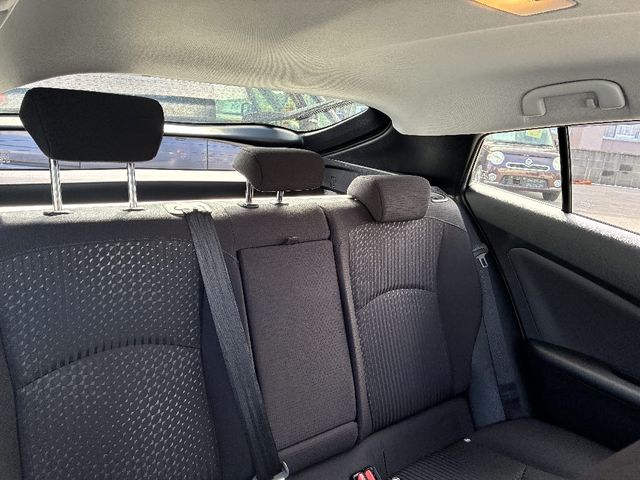 TOYOTA PRIUS 2018 Image 31
