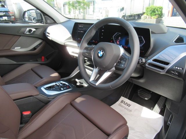 BMW 1SERIES 2025 Image 31