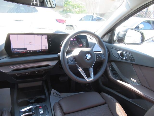 BMW 1SERIES 2025 Image 31