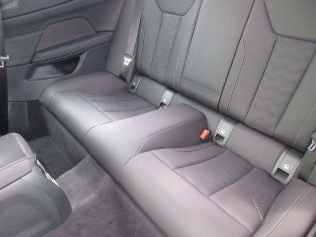 BMW M4 2023 Image 31