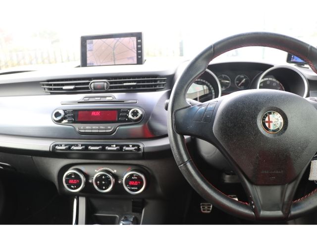 ALFAROMEO GIULIETTA 2012 Image 31