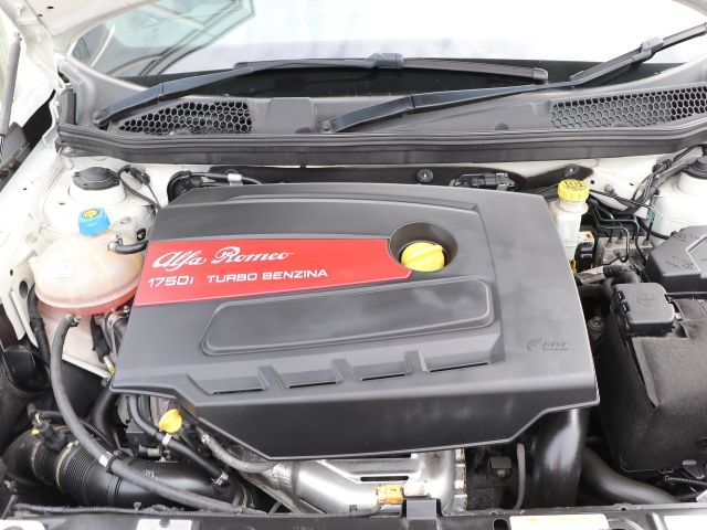 ALFAROMEO GIULIETTA 2012 Image 31