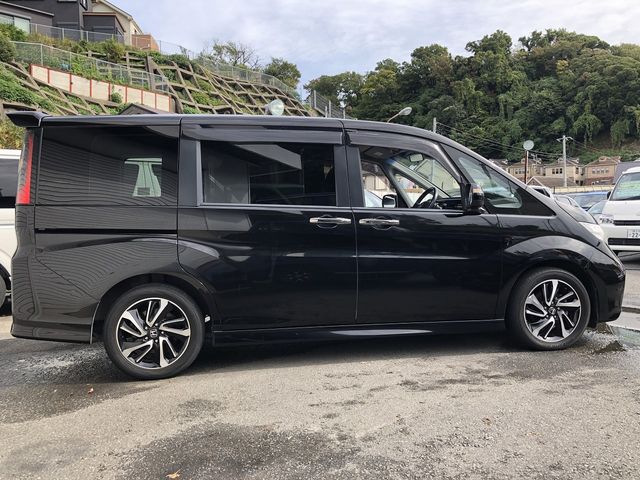 HONDA STEPWAGON SPADA 2016 Image 31