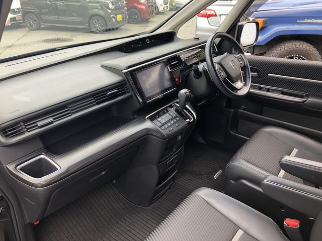 HONDA STEPWAGON SPADA 2016 Image 31