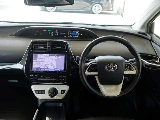 TOYOTA PRIUS 2017 Image 31