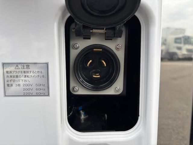 MITSUBISHI FUSOU SUPER GREAT 2025 Image 31