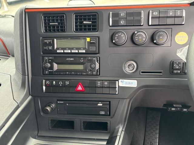 MITSUBISHI FUSOU SUPER GREAT 2025 Image 31