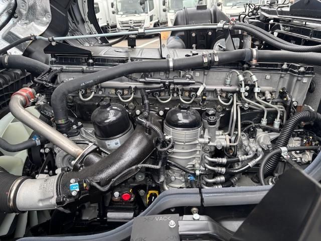 MITSUBISHI FUSOU SUPER GREAT 2025 Image 31