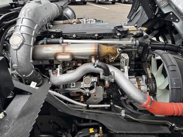 MITSUBISHI FUSOU FIGHTER 2025 Image 31