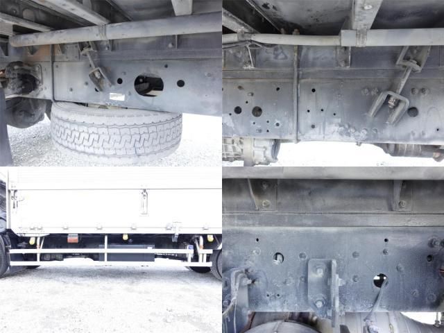 MITSUBISHI FUSOU FIGHTER 2010 Image 31